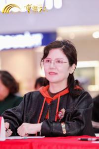 让阅读成为银龄生活的 “诗和远方”