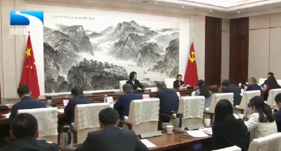 陈平强调 全力以赴推进企业上市工作