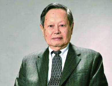 沉痛送别！杨振宁先生遗体告别仪式今日举行