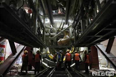 武汉地铁12号线最新进展：双线同步开启穿越汉江