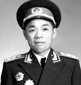 他一再发电请战，一举解放海南岛！