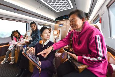 转发家庭群！老年旅客坐火车实用攻略来了！