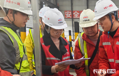 “数智木兰”风采 | 陈玉英：用毫米级精度托举中国速度