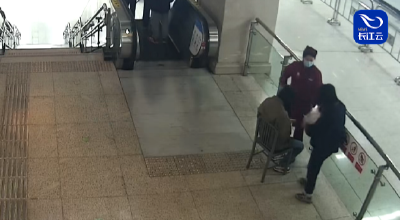 最暖接力！听障乘客及时“出手”助低血糖乘客脱险