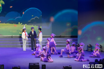 华中师大举行弘扬伟大抗战精神暨传承恽代英革命精神“大思政课”