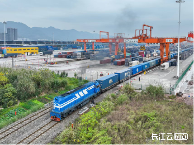 两座沿江城 中国“新沿海”