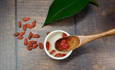 立冬时节，做好这几件事很重要！看完记得转给家人→