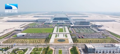 何立峰在湖北、湖南调研时强调 持续推动外贸提质增效 打通全国统一大市场建设卡点堵点