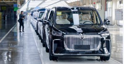 保持较高增长！10月我国新能源汽车销量首次超总销量的50%