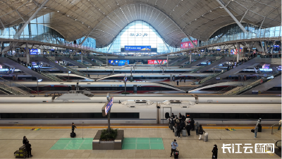 看演出高铁接送 武铁凌晨加开跨省“歌迷专列”