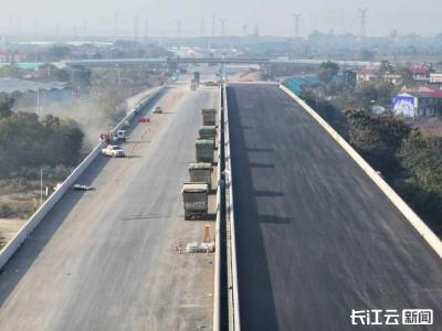 武黄改扩建项目蒲团大桥完成桥梁荷载试验