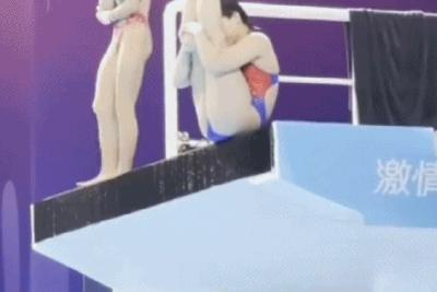 十五运跳水女团广东队领跑 全红婵今晚出战