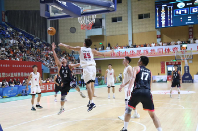 “恩BA”：赛事护航者的淬炼与守望