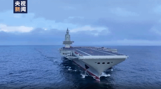 13年前“航母style”火遍全国，如今三航母“舰”指深蓝！