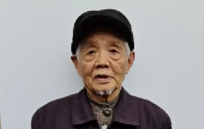 这题我会，选“A”！他是荆门人→