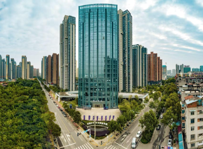 青山经济“新势力”突入新领域，“钢铁丛林”崛起420家高新企业