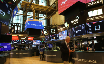 纽约股市三大股指19日上涨