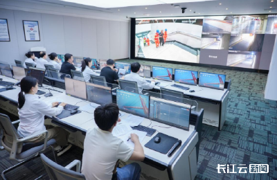 武汉桥隧管理迈入智能化时代，1.9万传感设备实时预警筑牢安全防线