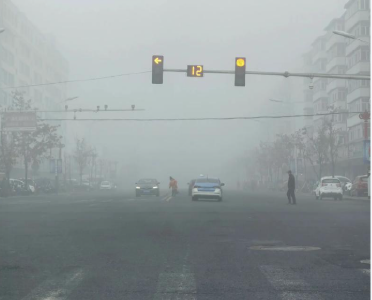 湖北多地发布大雾黄色预警