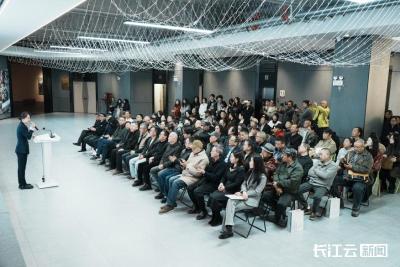 “未被看见的风景”艺术展宜昌开展，双城艺术对话再启新章