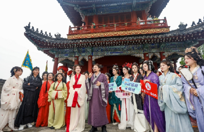 再燃！荆州战国袍旅拍季重磅回归