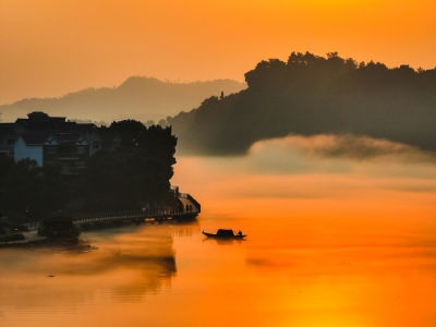大国小村丨这个村的每一帧都是党群携手奋斗的身影
