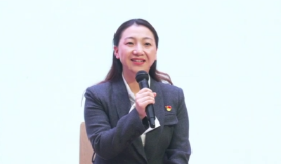 荆楚善治 建功支点丨李娜：“飞线充电”怎么破？按时计费 卡码双充