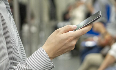 手机一晃就被迫看广告？APP强制跳转亟待治理