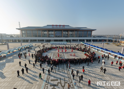 26日沪渝蓉沿江高铁武宜段通车 当晚钟祥星级酒店入住率超九成