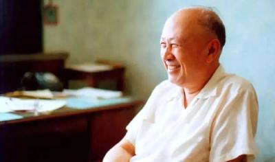 今天，我们格外怀念您