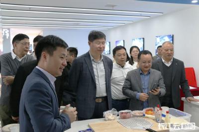 从实验室到生活场 湖北石墨烯产业跑出“加速度”