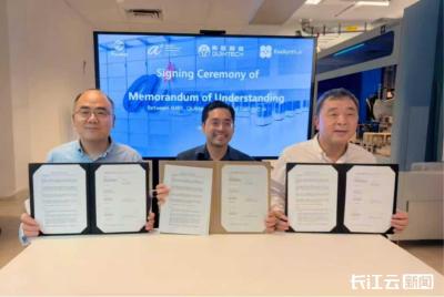 宜昌AI化学机器人“出海” 首站登陆新加坡实验室