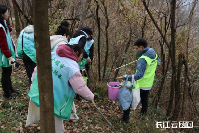 冬至巡山护林 68名“民间山林长”用行动守护十堰生态底色