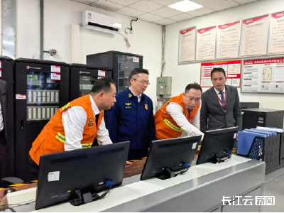 武汉持续开展冬春火灾除患攻坚“百日会战”集中夜巡行动