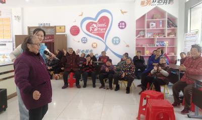 沙沟社区：残疾友人与高龄老人共赴冬至之约