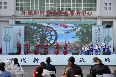 宜昌市移风易俗文艺巡演在许家冲村启幕