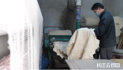 襄阳南漳： 棉絮暖冬里，老手艺三十载坚守传温情