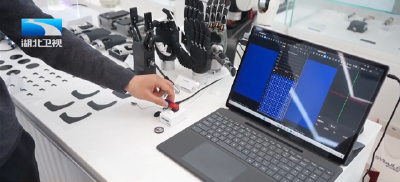 新质生产力在湖北 | 最小机器人指尖传感器在武汉诞生