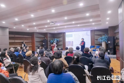 余笑忠诗集《我曾何其有幸》读诗会在汉举行