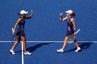 今天9点，张帅冲击大满贯双打第三冠！