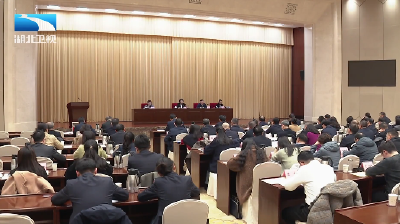 陈平要求 以高质量党建引领推动金融高质量发展