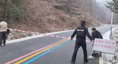 “动态巡逻+定点管控”模式十堰竹山公安全力守护群众出行安全