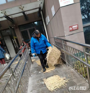襄阳襄城区：暖心举措守护居民出行安全