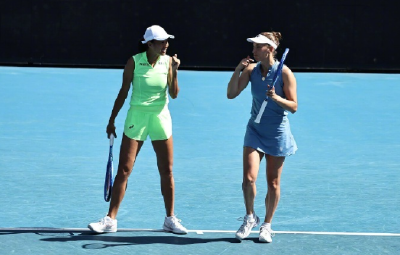 决胜盘挽救三个赛点 张帅组合晋级澳网女双16强