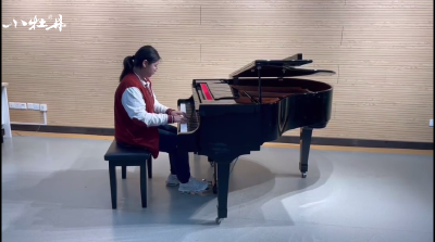 小牡丹—《下雨了》