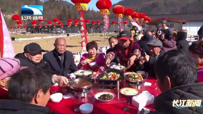 恩施鹤峰：民俗盛宴带旺乡村消费