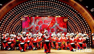 襄阳南漳：百名鼓手古城“斗技” 迎新春