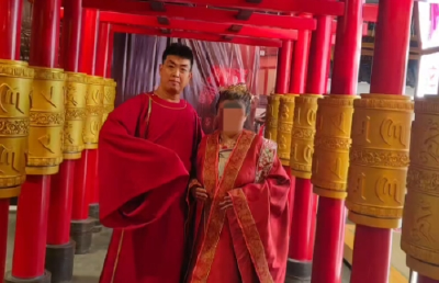 北京女子遭男友殴打致残案今天一审开庭，施暴者朋友劝和说“他放不下你”，女方质问“把我打成这样，却说放不下我？”