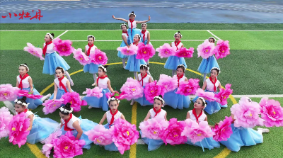 小牡丹—《阳光下的我们》