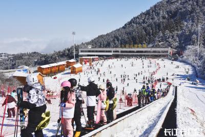 咸宁九宫山2026滑雪季推介会举行